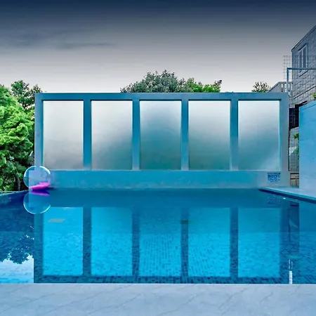 Luxury Stone Castle Brac With Private Pool On Brac Island * Selca (Brac)