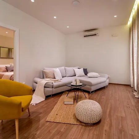 Luxury Stone Castle Brac With Private Pool On Brac Island Βίλα