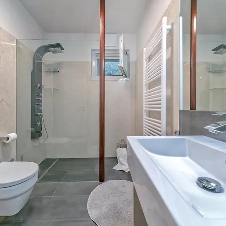 Luxury Stone Castle Brac With Private Pool On Brac Island Βίλα