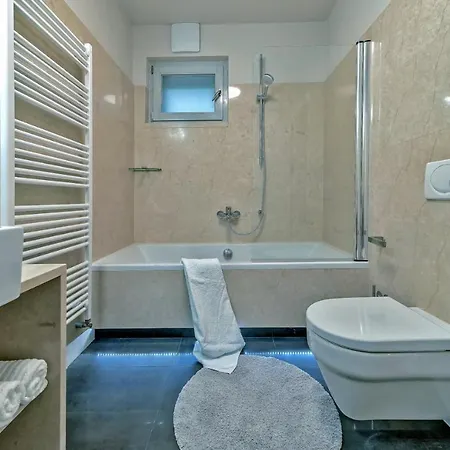 Luxury Stone Castle Brac With Private Pool On Brac Island Βίλα