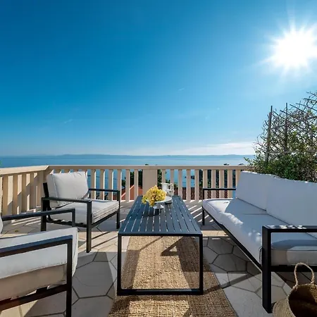 Βίλα Luxury Stone Castle Brac With Private Pool On Brac Island