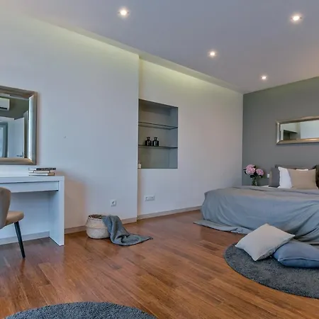 Βίλα Luxury Stone Castle Brac With Private Pool On Brac Island